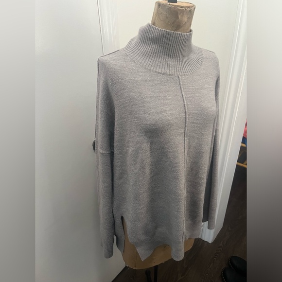 French Connection turtleneck sweater - Picture 7 of 8